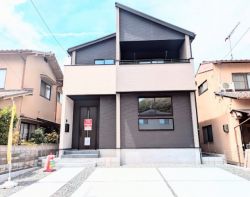 岡山市北区津高 新築一戸建て